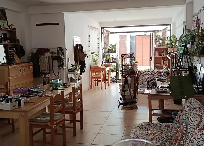 La Salvaje Bazar Magico Lodge *